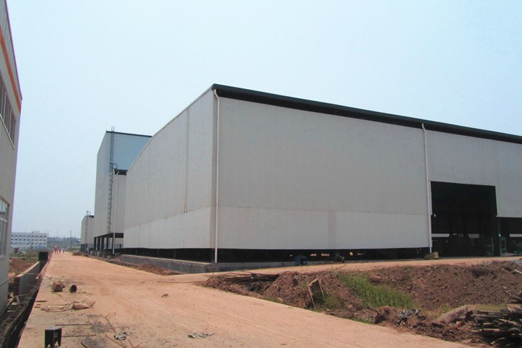 almac&eacute;n de acero