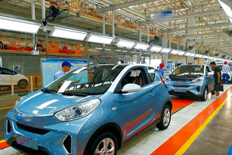 Nuevo coche de energ&iacute;a