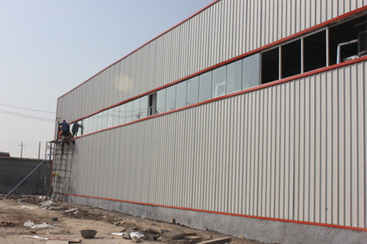 almac&eacute;n de acero