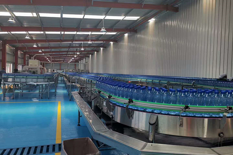 Estructura de acero prefabricada para el taller de producción de agua embotellada