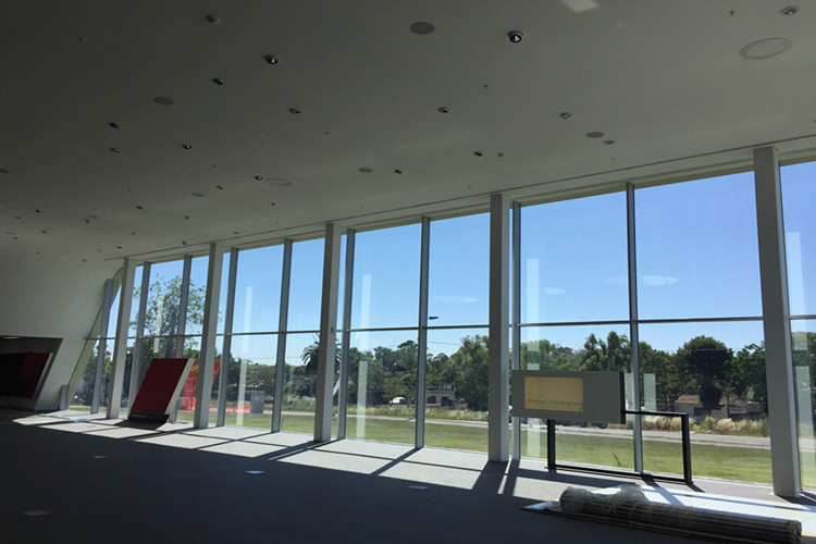 pared de cortina de vidrio