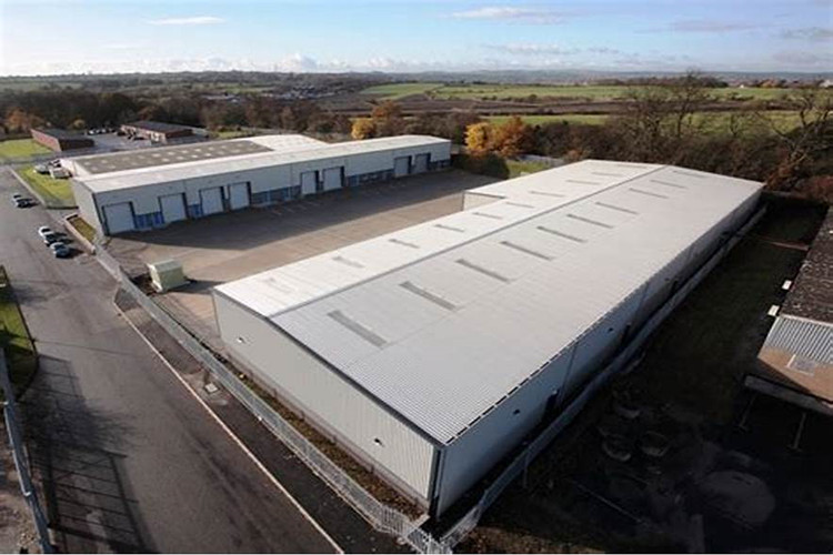 estructura de acero del almac&eacute;n