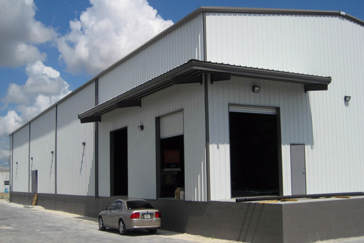 Edificio de estructura de acero de almacén fabricado para el centro de distribución y logística
