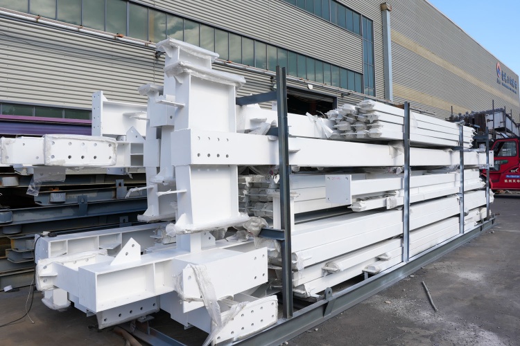 Fabricación de acero estructural para la construcción de fábricas