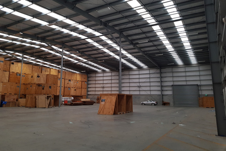 edificio de almac&eacute;n