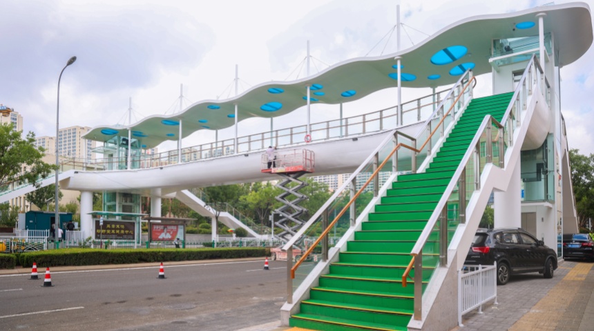 escalera de paso elevado