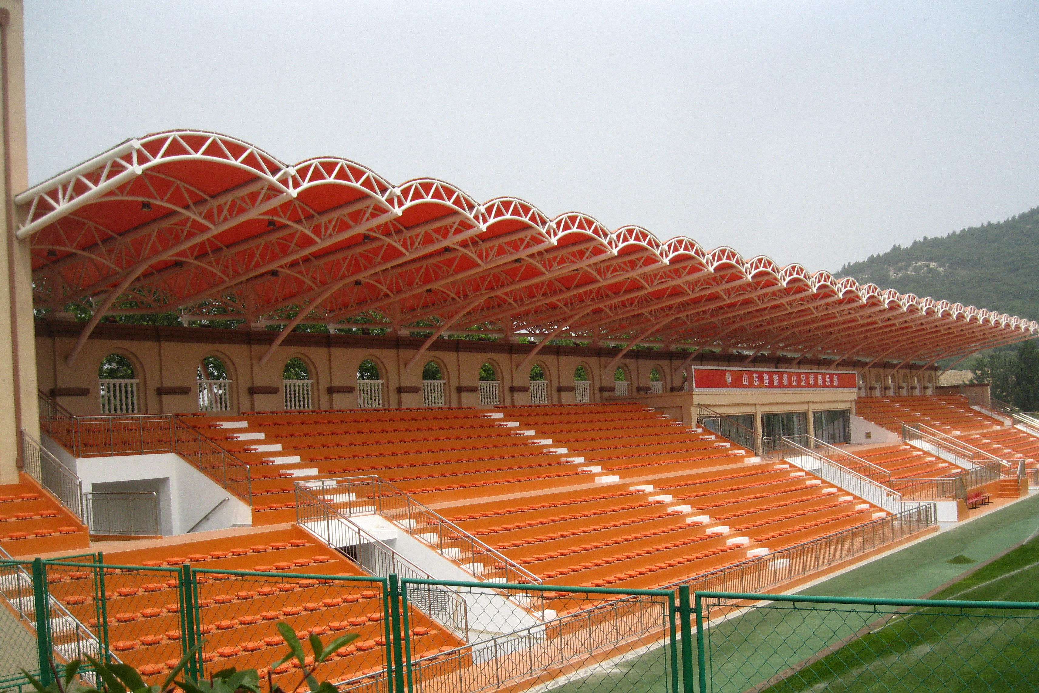Estructura de acero del estadio del braguero del tubo resistente a la intemperie