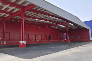 steel-structure-building-for-logistics.jpg