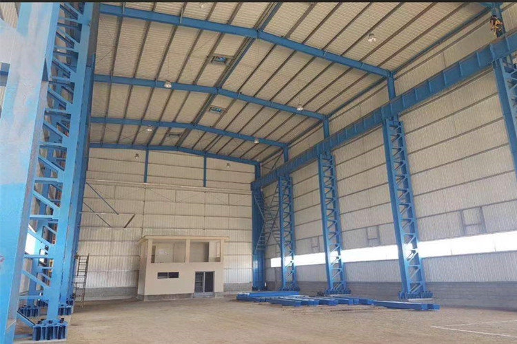 Taller de construcci&oacute;n de acero con certificaci&oacute;n ISO
